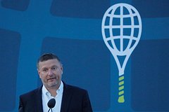 Подробнее о статье Кафельников поддержал сменивших спортивное гражданство теннисистов